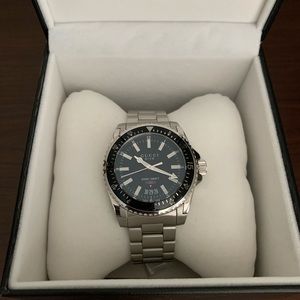 Mens Gucci Diver Watch 40mm